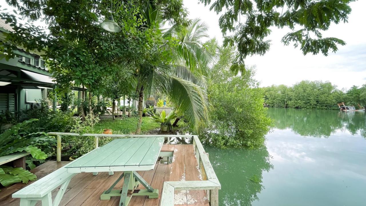 Vila Rimsira Chumphon Exteriér fotografie